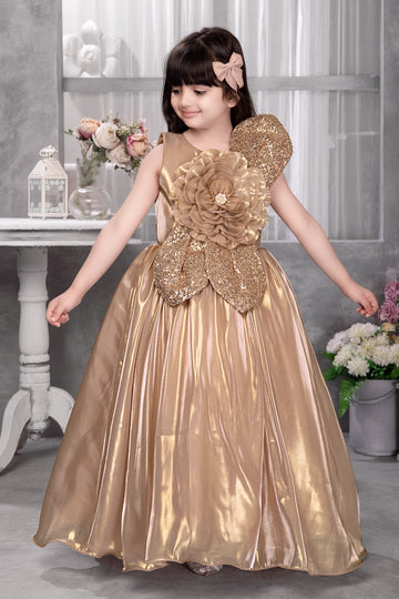 Golden Shine Flower Appliqué Ball Gown for Girls – Metallic Organza Party Dress with Sequin Petal and 3D Floral Accent